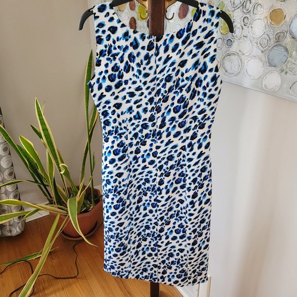 David Findlay White with Blue Leopard Print Sleeveless Dress US 4 - Picture 6 of 9